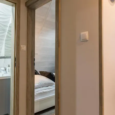 Apartament Udanypobyt Apartament Zamoyskiego