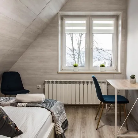 Apartament Udanypobyt Apartament Zamoyskiego *